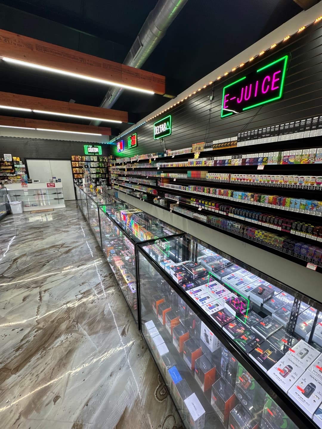 Route 66 Smoke & Vape Storefront